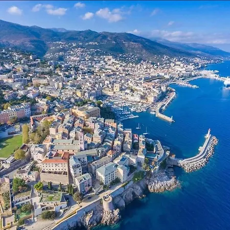New ô Cosy T2 - Bastia (Corsica)