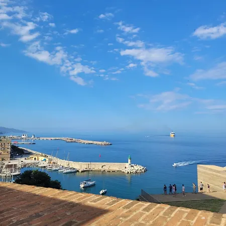 New ô Cosy T2 - Bastia (Corsica)